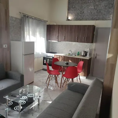 Gcm 2 Kentro Apartament *